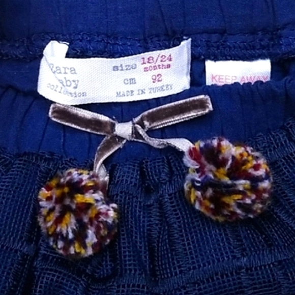 EUC Zara Baby Navy Skirt W/ Pom-Pom Bow, Size 18-24 Months (May Fit Up To 3-4Y) - Picture 4 of 6